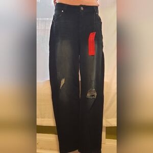 Trendy Black Skinny Jeans with Distressed Details